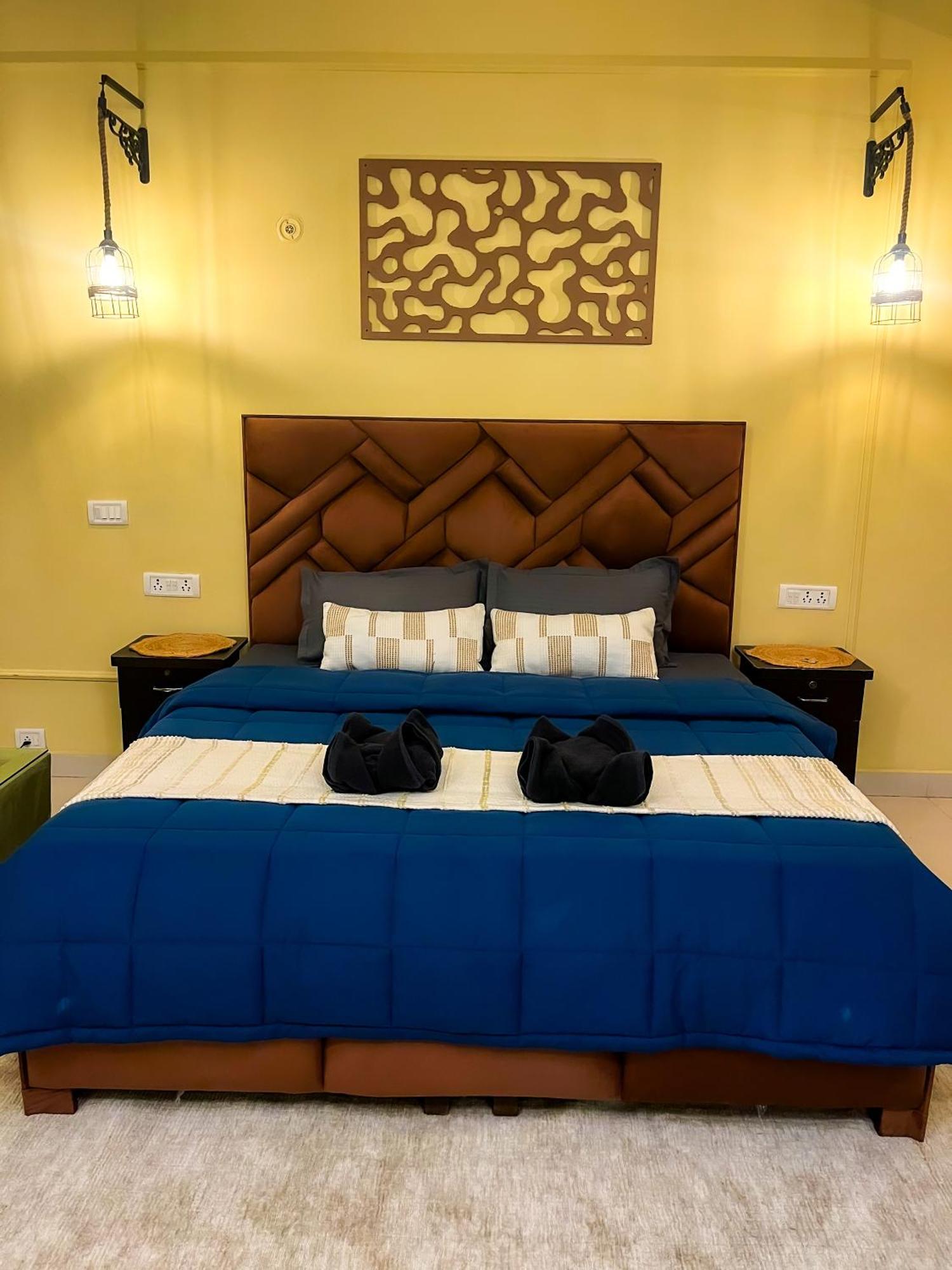 Atharva'S Homestay By Goaround Homes - Nehru Enclave Metro, South Delhi ニューデリー エクステリア 写真