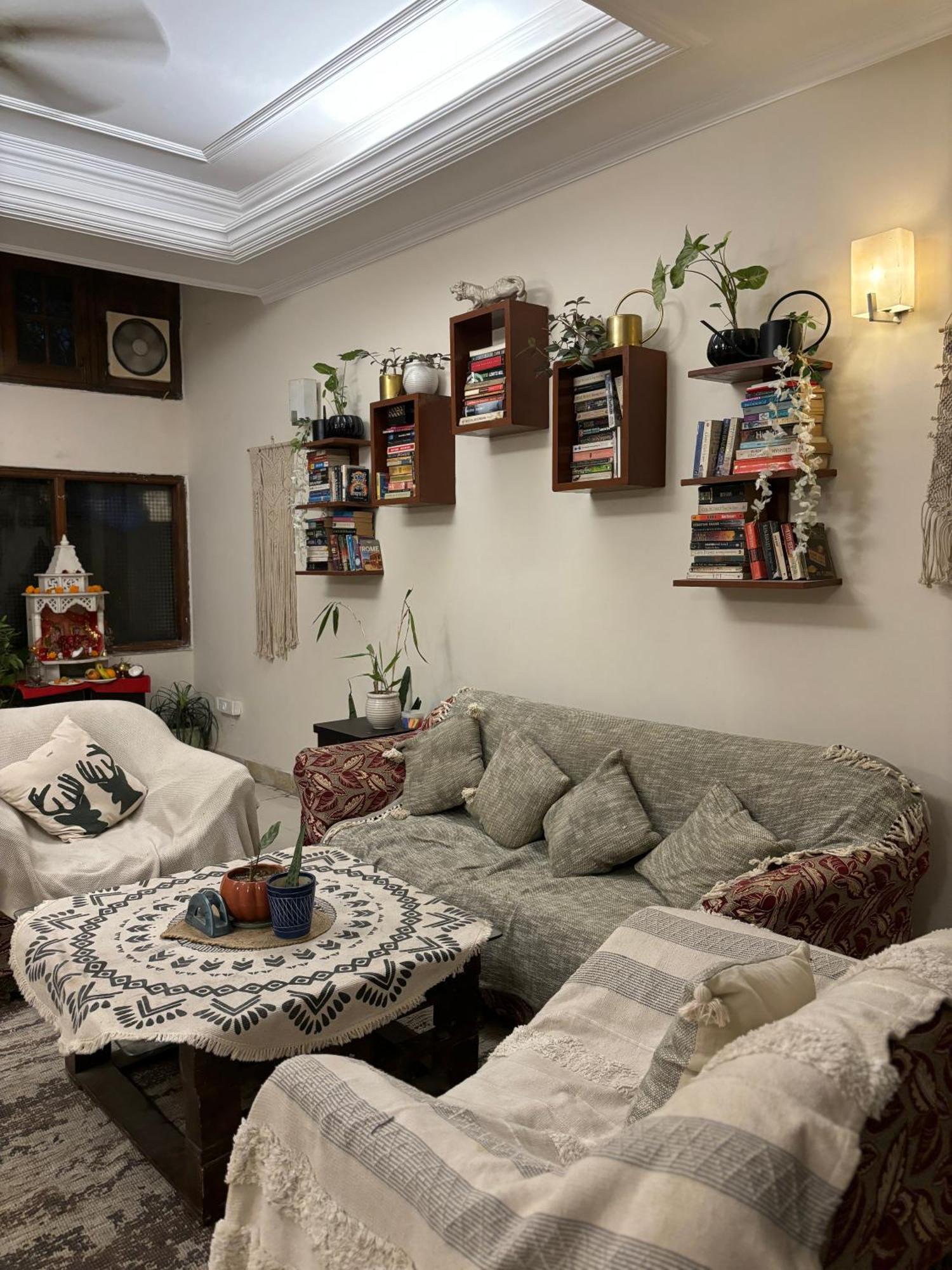 Atharva'S Homestay By Goaround Homes - Nehru Enclave Metro, South Delhi ニューデリー エクステリア 写真