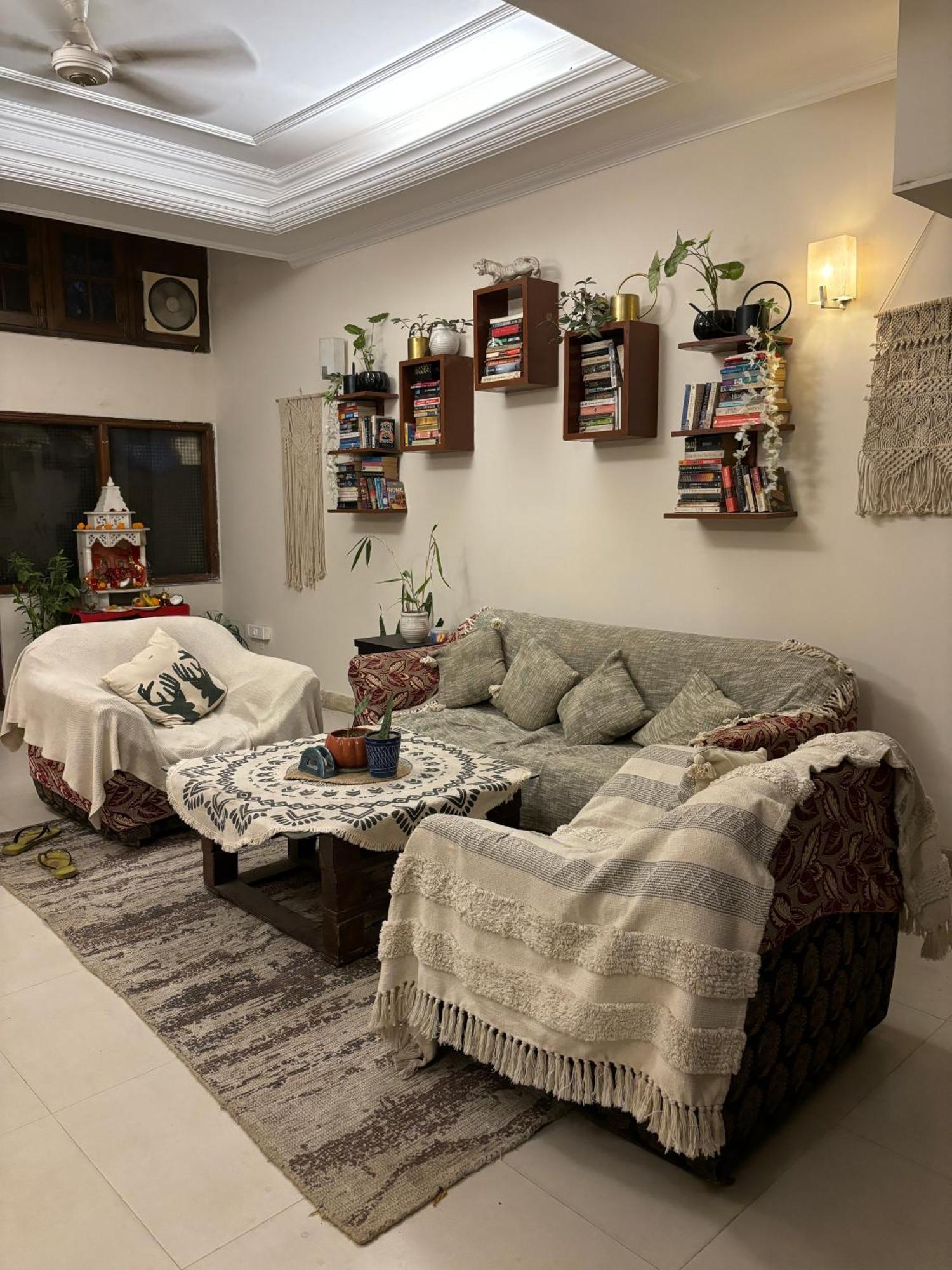 Atharva'S Homestay By Goaround Homes - Nehru Enclave Metro, South Delhi ニューデリー エクステリア 写真